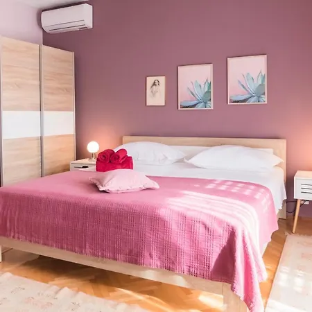 Cozy Vanja Apartment