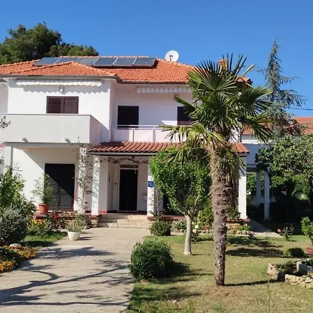 Cozy Vanja Vodice