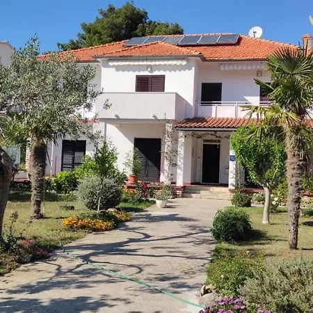 Cozy Vanja Vodice